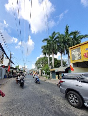 k có căn thứ 2!mặt tiền ngay đình phong phú,75m2,3 tầng, vừa ở vừa kinh doanh