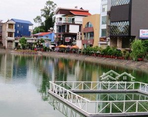 siêu phẩm lô góc mặt tiền phố hồ sen, dt 216m2, mt 4,2m, nhà cấp 4 đep trong tầm giá