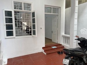 bán nhà riêng đường nguyễn khoái,lĩnh nam, hoàng mai 60m - 9.2 tỷ, còn thương lượng.