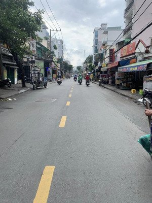 thửa đất 4x23, sổ vuông a4, hẻm xe tải thông, xây dựng 7 tầng bùi đình tuý