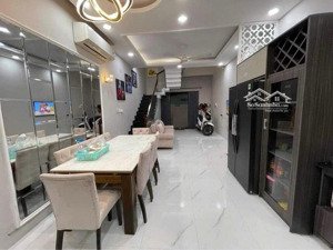 nhà 2 lầu đường lâm văn bền phường tân kiểng quận 7 dt 56 ( 4mx14m) chỉ 7 tỷ shr