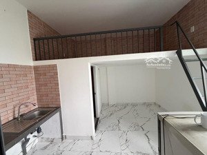 bán nhà 3 tầng làng đại học thu 360tr/năm giá 8 tỷ x