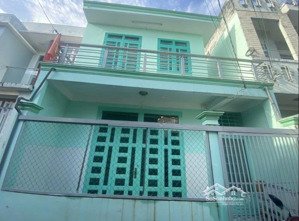 cần bán nhà đường số 4 long trường giá siêu tốt diện tích sử dụng 70m2.