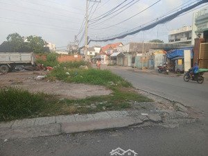 đất góc 2 mặt tiền đường 11 trường thọ thủ đức, giáp đường vành đai 2 cần bán