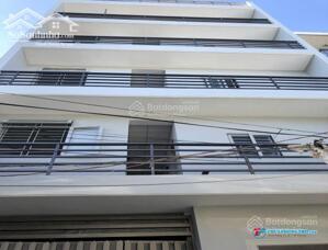 Tòa nhà 4 tầng, 200m2 - doanh thu gần 1 tỷ/năm - lô góc 2 MT đường 12m, 18 tỷ