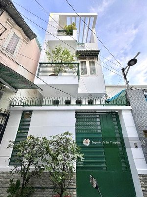 (giảm giá)- hoàng hoa thám - p6 bnh thạnh - 87m2 - sát mặt tiền phan đăng lưu - 11.8 tỷ.