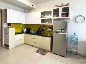 cần bán căn 2pn 2,6 tỷ; căn 2pn2wc 2ty880; căn góc 3ty150. lh 