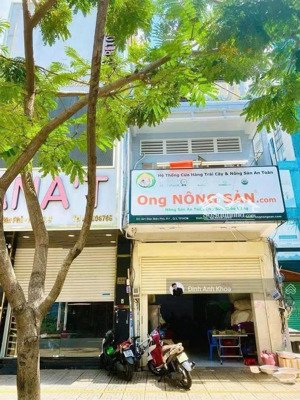 siêu phẩm giá tốt, chủ cần bán nhà mặt tiền đường điện biên phủ p1 quận 3. dt: 8,5x35m2 giá 90 tỷ