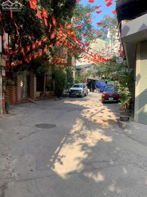 BÁN NHÀ VỊ TRÍ VÀNG KD - MẶT NGÕ 269 GIÁP BÁT HOÀNG MAI - DT 103M2 - 3 Ô TÔ TRÁNH - 26 TỶ