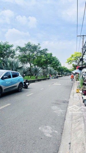 bán nhà quận 8 - 4 tầng, 4pn - sân thượng - shr hoàn công - chỉ 4 tỷ