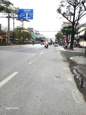 đất đẹp ! tt trạm trôi 54m2 - mt6,86 - vỉa hè phân lô - sát ql32 - nhỉnh 8 tỷ