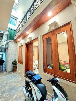 hiếm! nhà khương trung thanh xuân, 1 nhà ra ô tô tránh, 5 tầng, mt 11m, 10.3 tỷ