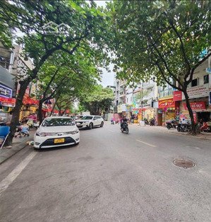 mặt phố sầm uất - kinh doanh đa dạng - dòng tiền đều đặn - 70 m2 - 4 tầng - ngọc lâm