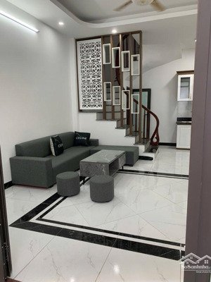 bán nhà mới xây ngõ bát khối - long biên hà nội diện tích 35m mặt tiền 4,7m -giá 5 tỷ 9