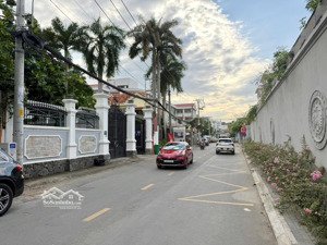 giá tốt nhất thảo điền - lô đất 8,5x12m trục nguyễn ư dĩ - giá: 18,5 tỷ