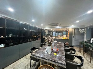 biệt thự lão thành cách mạng - 300m x 7t , mt 20m - lô góc - 2 mặt tiền - vỉa hè - 169 tỷ