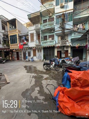 chính chủ bán nhà phân lô gara ô tô 2 mặt thoáng bám sát khu phân lô cán bộ ô tô vào nhà