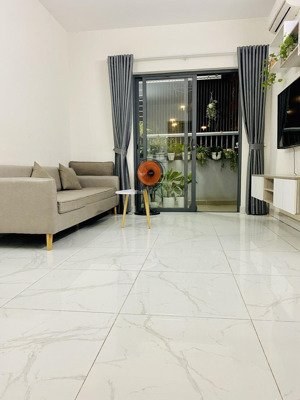 chính chủ gửi bán căn fresca riverside đầy đủ nội thất cao cấp, 2 phòng, hỗ trợ vay