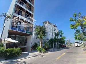 cam kết rẻ nhất thị trường zá sập hầm. mt đường 10,5m lề 4,5m mặt sau đường 5,5m mà chỉ có 8,3 tỷ.