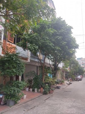 bán nhà lk ngô thì nhậm hà đông dt 40m x 5t x mt 4m giá 17,3 tỷ có thương lượng