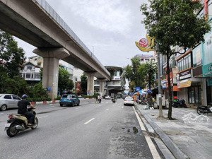 bán nhà mp quang trung hà đông dt 57m x c4 x mt 4m giá 22,7 tỷ có thương lượng