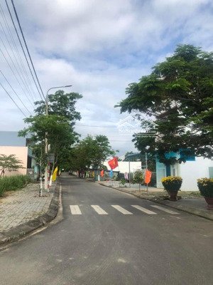 cần bán lô đất tdc hoà liên giá chỉ 2.550 có thương lượng cho khách thiện chí- cam kết rẻ nhất khu