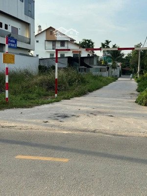 chính chủ cần tiền nhượng lại lô đất ngay mặt tiền an thạnh 38 dt 435m2 sẵn thổ cư, công chứng liền