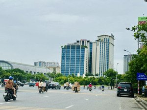 bán tòa khách sạn văn phòng lê đức thọ 2000, mặt tiền 60m, view hồ, 8 tầng 2 hầm, 285 tỷ tl