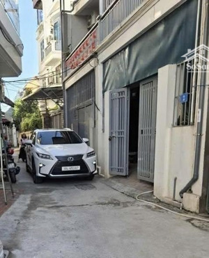 bán nhà xuân thủy - trần quốc vượng, cầu giấy 66 m2, hơn 11 tỷ, tặng nội thất, hiếm vô cùng