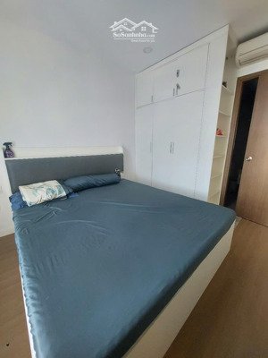 cuối năm chủ cần bán gấp căn hộ 2pn2wc hướng tây nam full nội thất, sẵn hd thuê. lh 