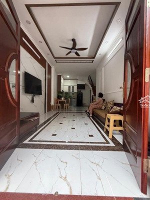 bán nhà trong đê yên nghĩa 38m2, 4 tầng, 5,5 tỷ ctl ô tô đỗ gần