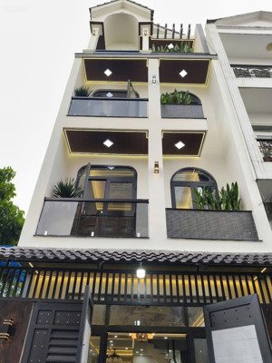 qua tết sang nước ngoài định cư nên cần bán nhanh nhà nguyễn đình chiểu, q3. giá 6,355 tỷ/71,25 m2