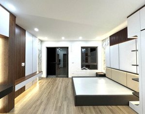 bán nhà phố phạm khắc quảng việt hưng 37m 5 tầng 6,3 tỷ