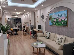 Bán nhà CHCC Trịnh Đình Cửu, Hoàng Mai, 2N 2Vs, 72m2, 5.7 tỷ(CGL)