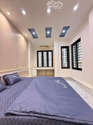 bán nhà ngõ 52 đường mỹ đình, sau bến xe mỹ đình, 32m2, 5 tầng nhỉnh 7 tỷ