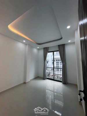 cho thuê nhà nguyên căn 4 phòng ngủ 2 wc trung tâm bình thạnh - gần ngoại thương , hutech - vlu