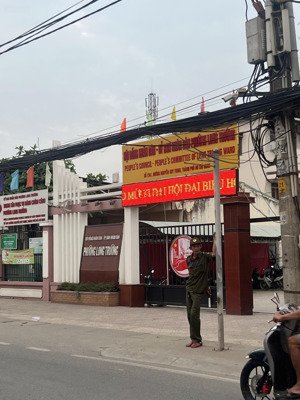 4,3 tỷ - tìm đâu ra 93,6m2 (ngang 5m) - giá này ở long trường, quận 9