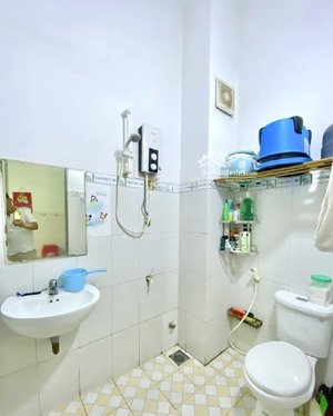 2 tầng 61m2, có 4 tỷ x, bùi quang là phường 12 gò vấp tp. hồ chí minh