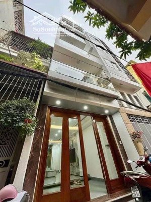 cho thuê nhà riêng lê văn lương 30m x 6 tầng, 3pn, full đồ cơ bản ở gia đình, ở nhóm. giá thuê 13tr