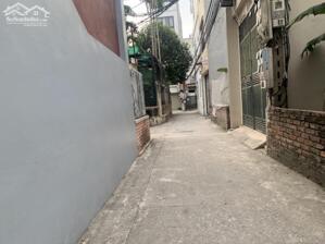 Bán 38m cách ngõ 303 Phúc Lợi 1 nhà, xây nhà định cư rất thuận tiện học hành và công việc