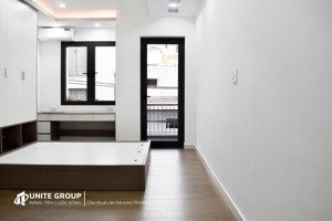 cho thuê phòng có ban công 30m2 ngay gần sân bay