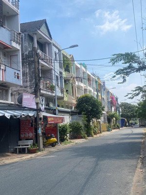 cho thuê nhà mặt tiền khu dự án an sương q.12-dt4x15m 2 lầu 4pn 3wc