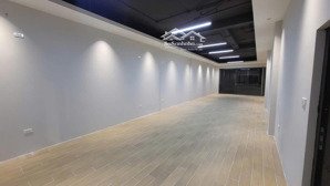 cho thuê văn phòng đường đào duy anh. phú nhuận. diện tích 90m2, hỗ trợ nội thất