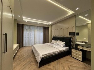 tuyệt phẩm ba đình, hàng xóm dự án lớn 6t long lanh, gara, thang máy