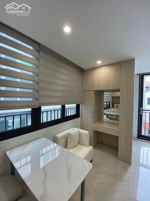 cho thuê gấp studio cao cấp tại thuỵ khuê, ô tô vào tận cửa, nội thất mới tinh, khu dân cư văn minh