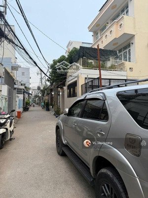 bán đất 6.6m x 39m - đường xe hơi - thông đường phú thuận - chào 17 tỷ hơn .