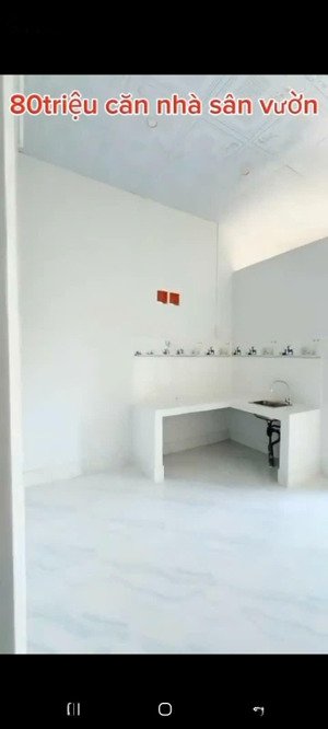 nhà mái thái bằng hiện đại gần khu công nghiệp chỉ 900 triệu