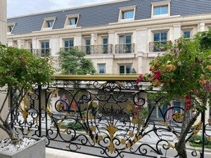 cho thuê nhà pavilon 5 phòng ngủ full nội thất cao cấp