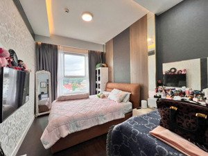 căn hộ golden mansion novaland khu sân bay 75m2 2 phòng ngủ tầng trung view nam 5.939 tỷ mới đẹp