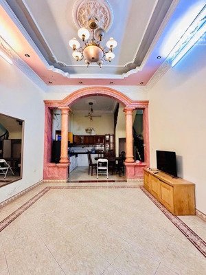 an cư nhà phố trịnh công sơn, mặt tiền rộng, sáng thoáng, vị trí vàng hồ tây, 13,2 tỷ